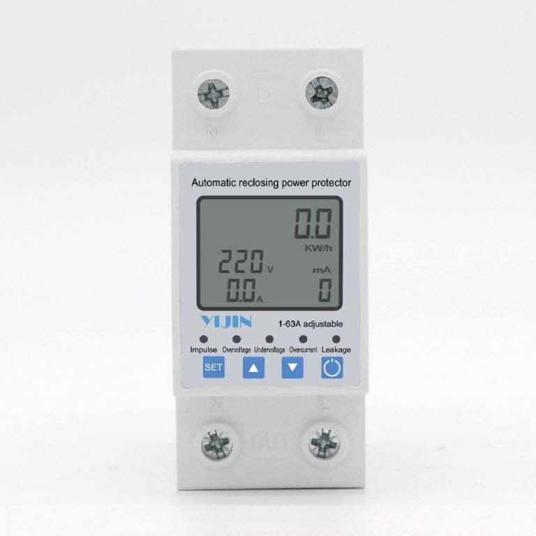 Automatic reclosing power protector