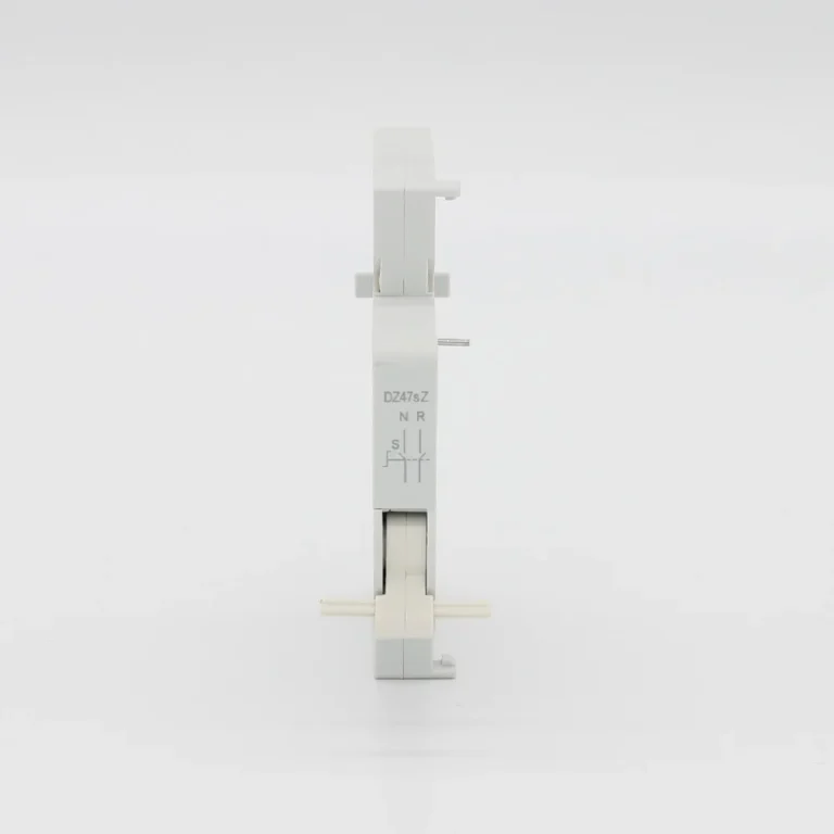 DZ47sZ interlock mechanism